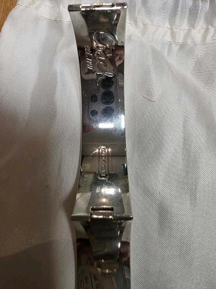 코치(COACH) 정품 메탈 뱅글 팔찌 / 박스/더스트백 포함--6