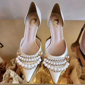 올수공 스틸레토 진주 하이힐(235,8cm)새상품