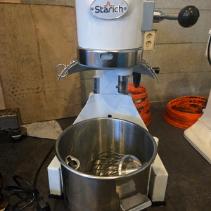 22년 스타리치 10L 반죽기 믹서기