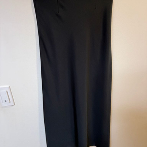 The CASHMERE 블랙 롱 스커트 55사이즈