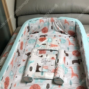 아기침대 매트리스 이미지