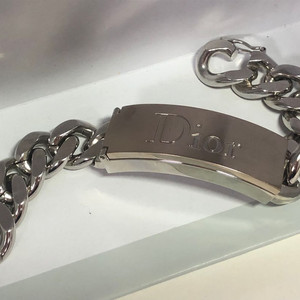 한정템)디올 팔찌 립글로스 듀오