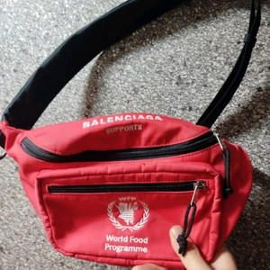 발렌시아가 힙색