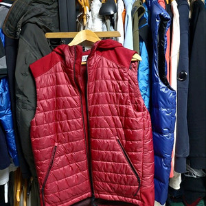 Cp컴퍼니 cp쉘 고글 패딩조끼 100 백화점판 이미지