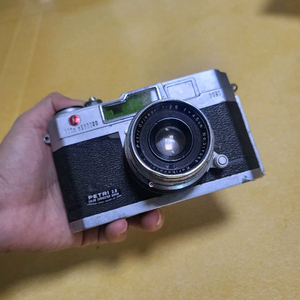 Petri 필름카메라