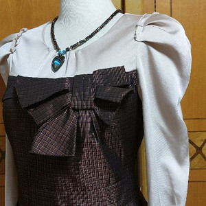 라인 브랜드 원피스 하객룩 스판 입니다 드라이크리닝 완료 하객룩 여성 봄 가을 여름 원피스플로럴 체크 원피