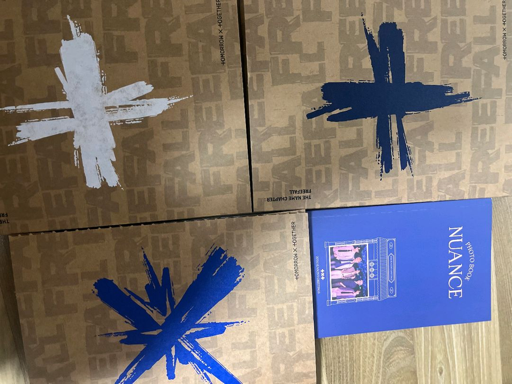 1. 투바투 공식 굿즈 일괄로만 판매 이미지