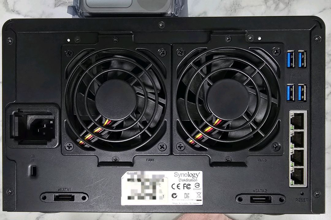 시놀로지 DS1515+ NAS + HDD 30TB 이미지
