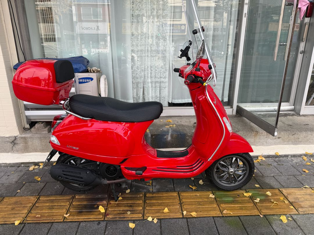 23년식 베스파 lx125 abs모델 팝니다--1