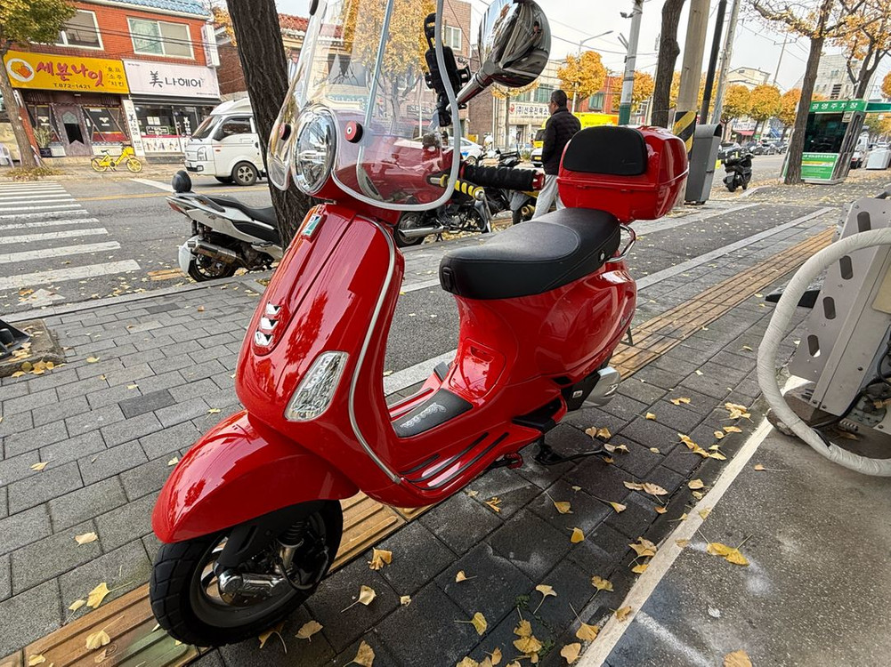 23년식 베스파 lx125 abs모델 팝니다--3