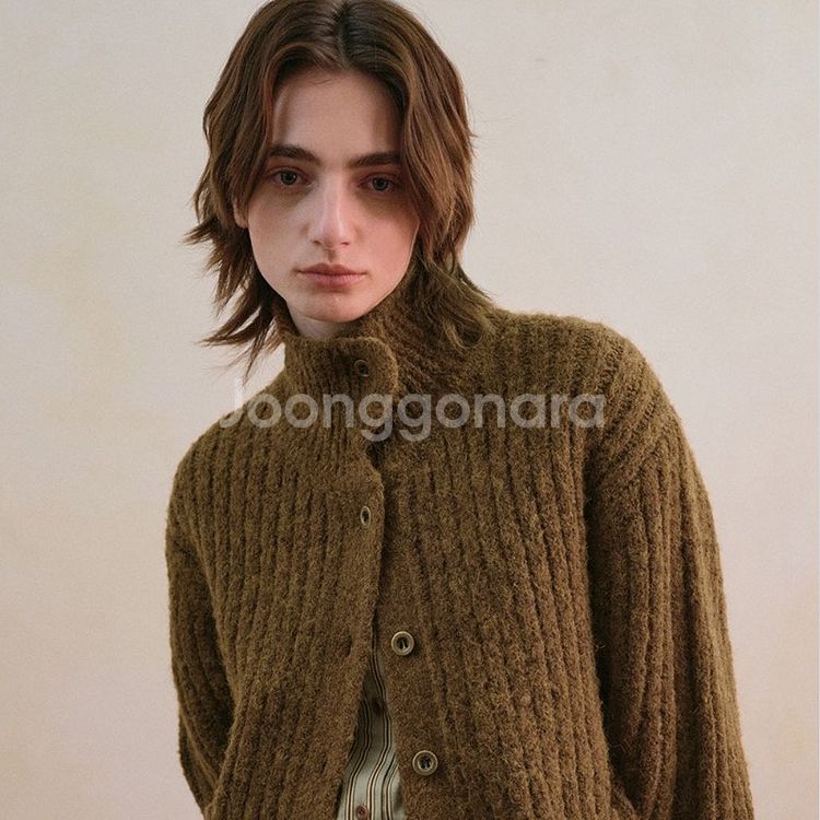 OFC 페미니크 브러쉬카라 가디건 프리사이즈 새상품--1