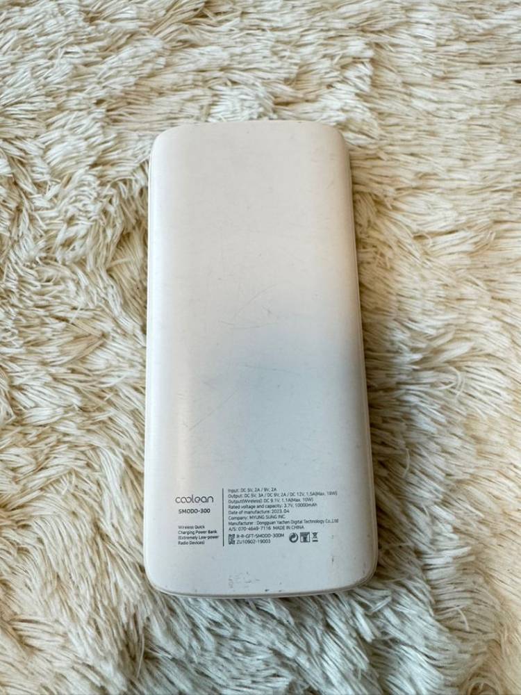 흡착식 보조배터리 10000mah--1