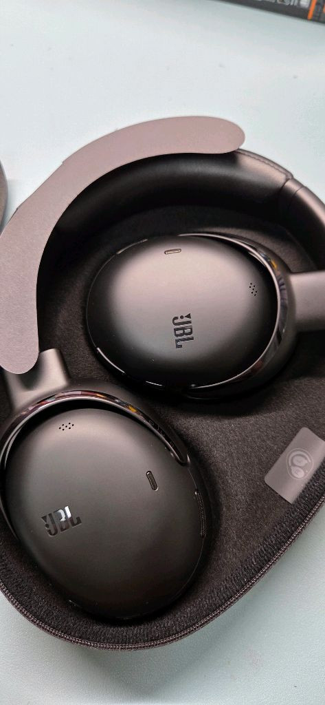 JBL TOUR ONE 무선 헤드폰--8