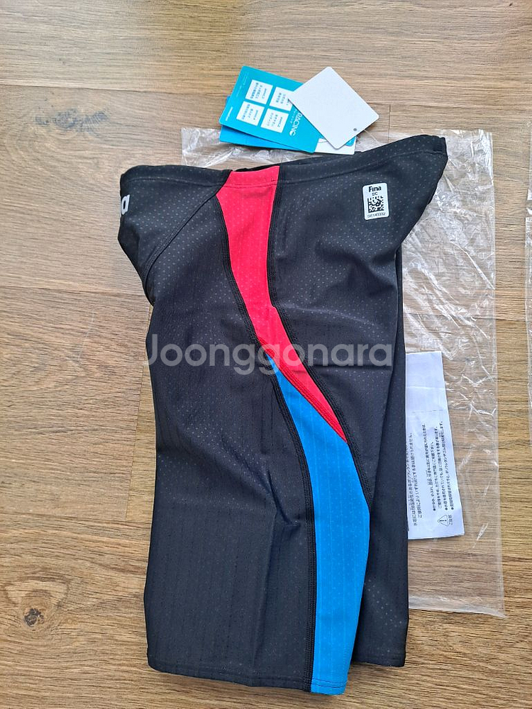 새상품 아레나 남자 선수용 반신 수영복 4부--5