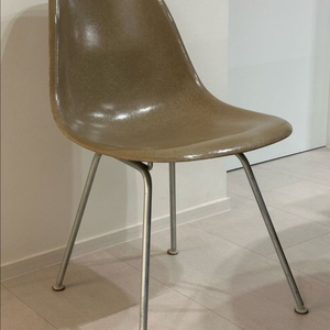 허먼밀러 임스 체어 파이버글라스 DSX 베이스