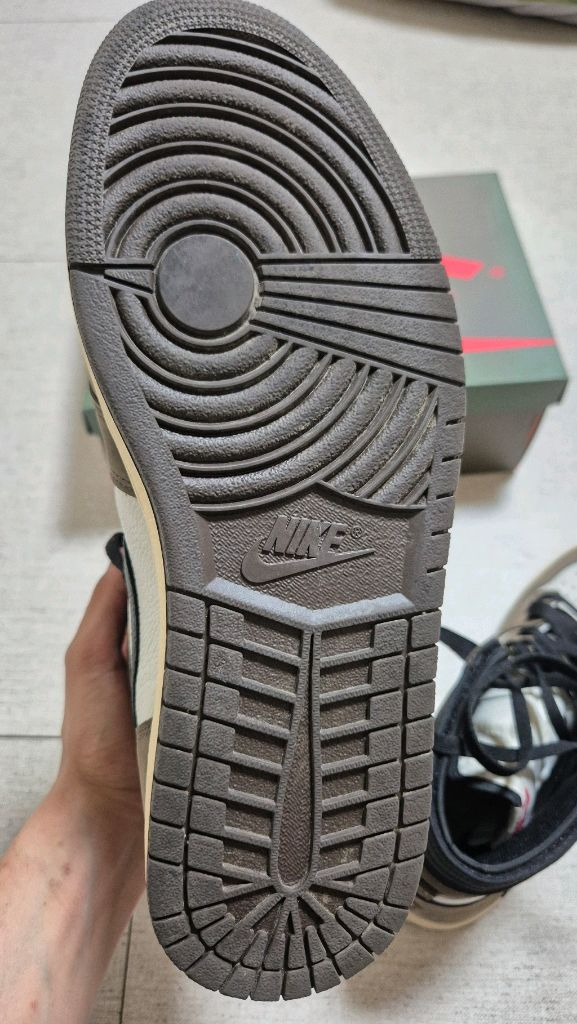 조던 스캇 모카 하이 275--6