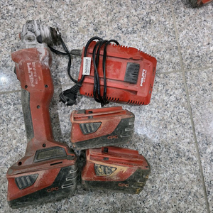 힐티충전그라인더팝니다