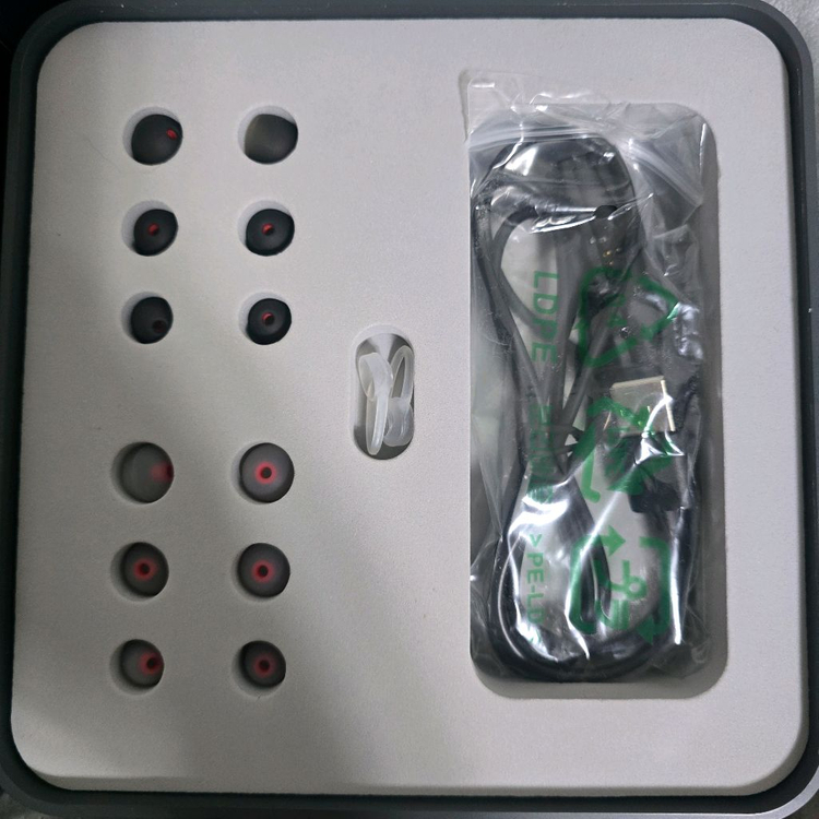 강다니엘 모비프렌 이어폰--3