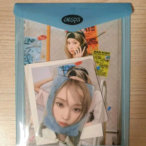 [가격내림] 에스파윈터2025시즌그리팅시그포토팩포카폴라개봉풀구성 이미지