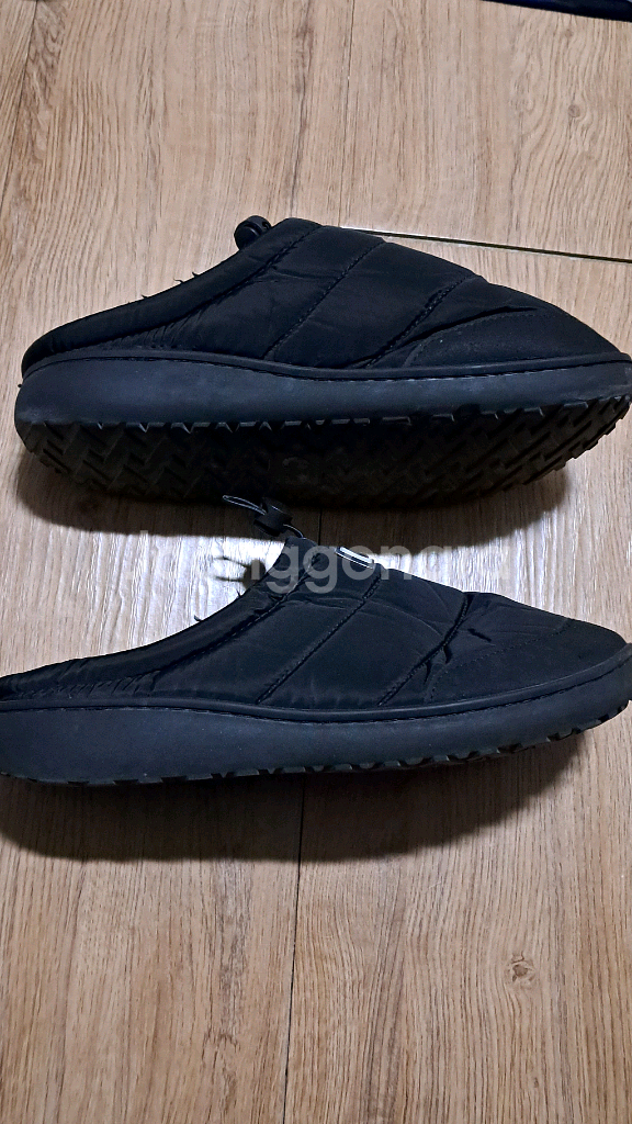 네파 방한부츠 슬리퍼 270 1만원--1