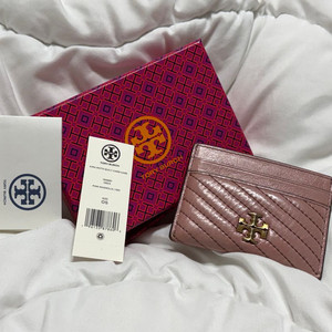 토리버치 퀼팅 카드지갑 핑크