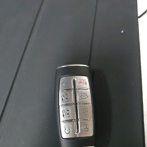 제너시스자동차 스마트키 컨디션좋아요.