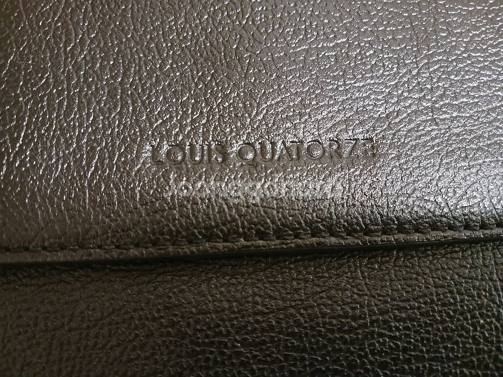 루이까또즈(정품) 남성 가죽 클러치백, 노트북, 다용도 가방 (블랙) (상태 좋아요) (깨끗하고 좋아요)--1