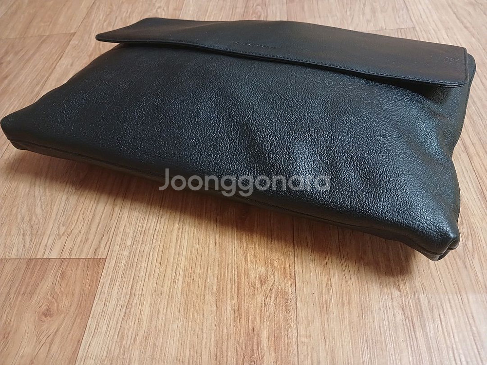 루이까또즈(정품) 남성 가죽 클러치백, 노트북, 다용도 가방 (블랙) (상태 좋아요) (깨끗하고 좋아요)--2