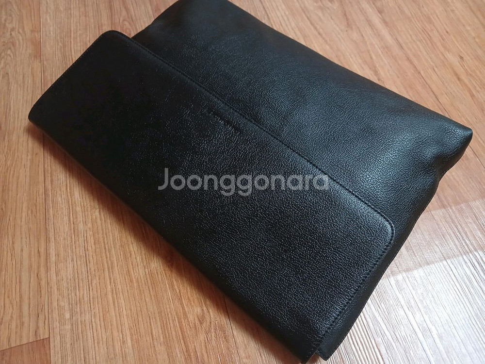 루이까또즈(정품) 남성 가죽 클러치백, 노트북, 다용도 가방 (블랙) (상태 좋아요) (깨끗하고 좋아요)--3