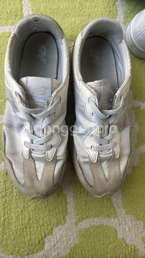 뉴발란스 327 190 210사이즈--1