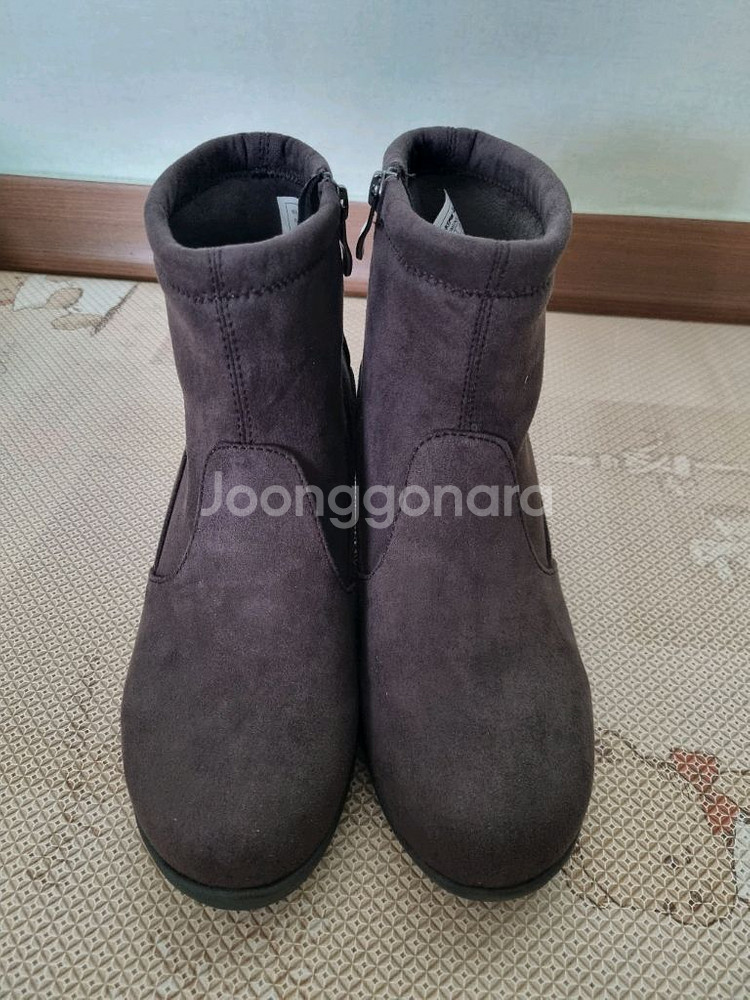 (새상품)베어파우 마호니아 스웨이드 키높이앵클부츠. 245. 고동색--5