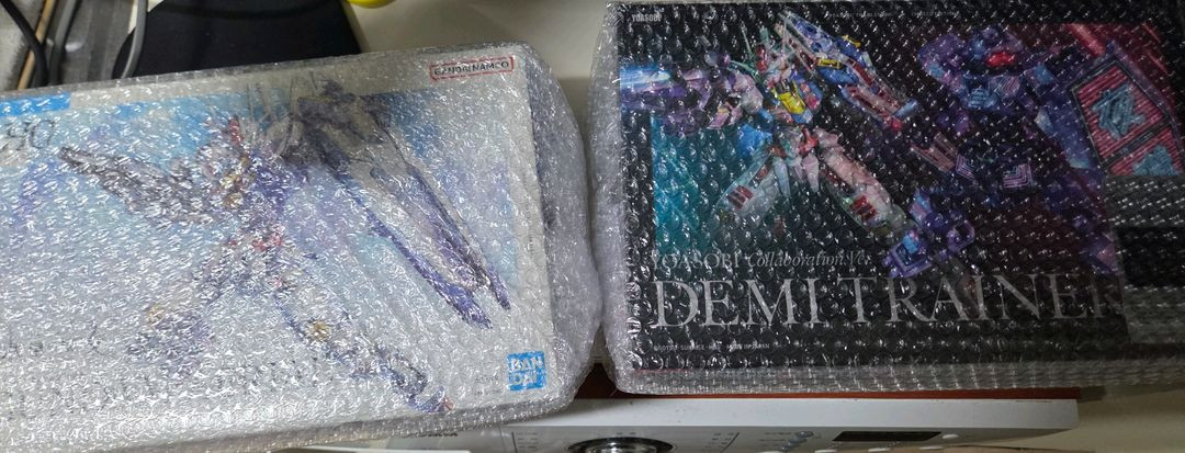 건담 HG 에어리얼 & 디메트레인 세트(요아소비)--2