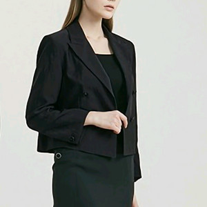 피크드 칼라 크롭재킷