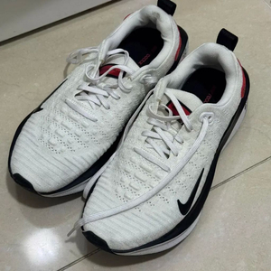 나이키 리액트x 인피니티런4 화이트 255 이미지