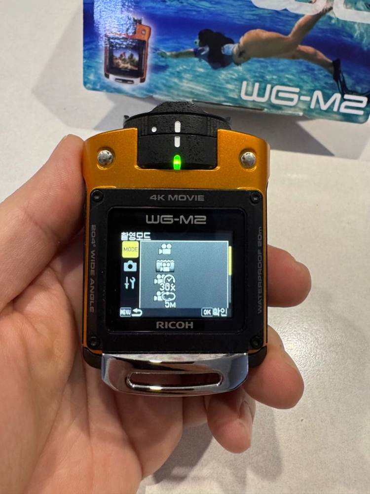 리코 WG-M2 오렌지 액션캠 이미지