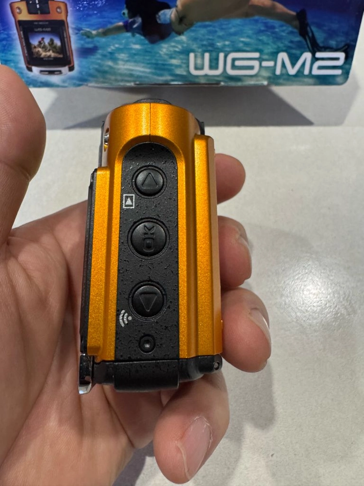 리코 WG-M2 오렌지 액션캠 이미지