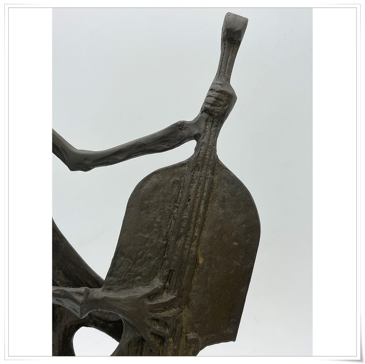 콘트라베이스 연주자 동상 조형물 오브제 .316--2