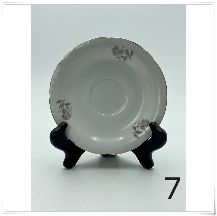 각종 수입 찻잔 소서들 단품 떨이 6~11--2