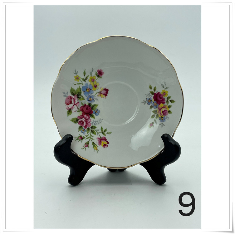 각종 수입 찻잔 소서들 단품 떨이 6~11--4