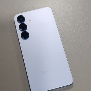 *70만원* 갤럭시 S25 아이스블루 256기가 25년 7월개통 상태 S급 판매합니다