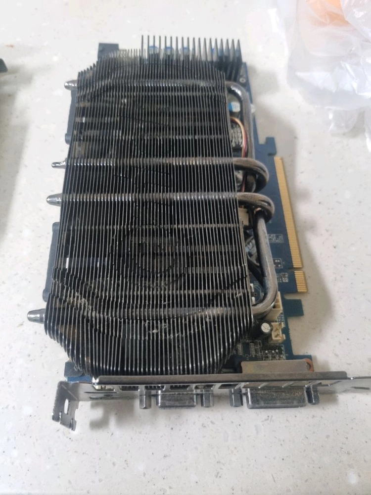 GTS250 그래픽카드 이미지