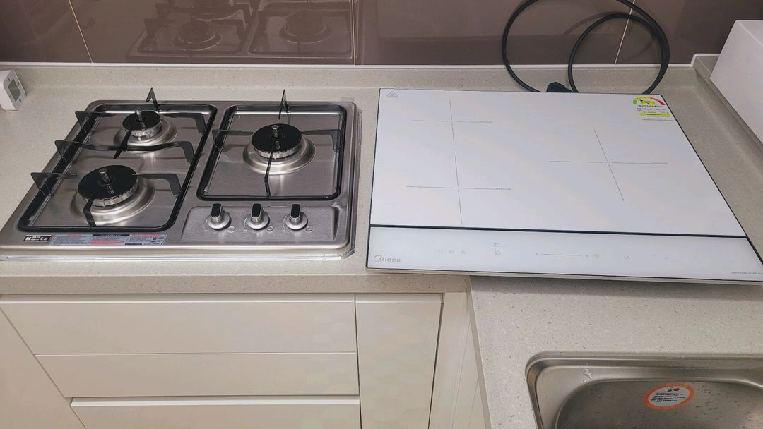 마이디아 3구 인덕션 MIR-W3400WH 화이트 판매해요 이미지