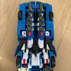 캡틴잭,레오카이저,제트썬더,울트라커멘더,에어팡,보트킹,탱크도리,실버호크