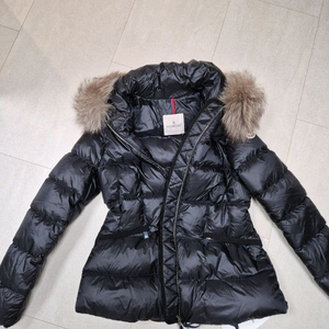 몽클레어 보에드 폭스퍼 리얼퍼 3사이즈 블랙(마지막) 이미지