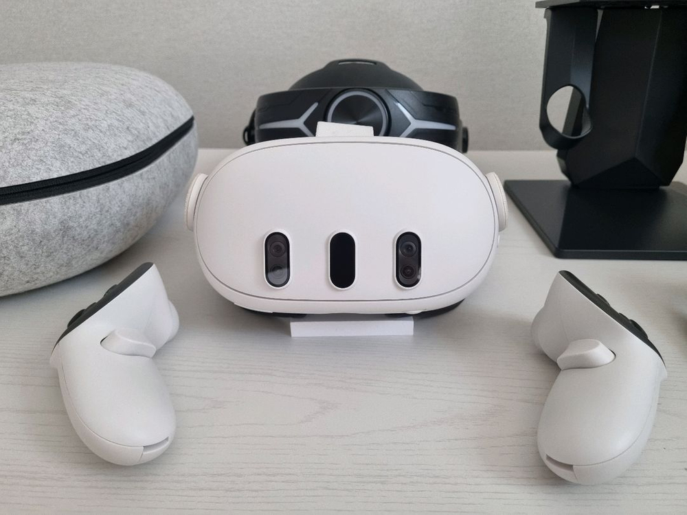 메타 퀘스트 3 VR 헤드셋 128GB--2