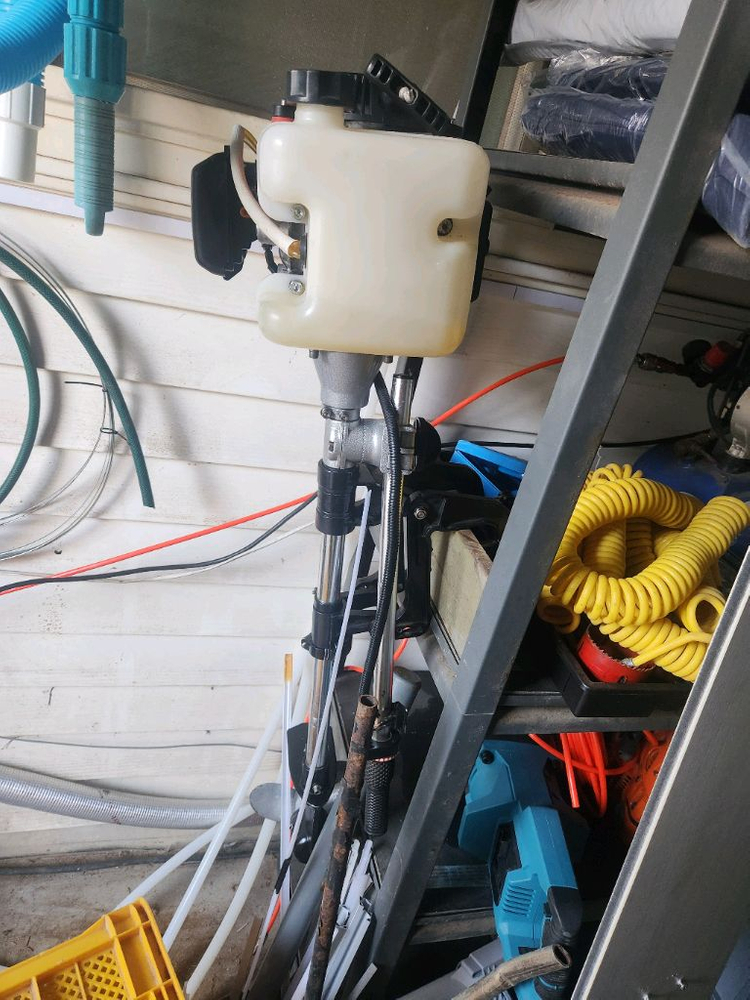 4행정 4마력 선외기 부품용 8만원--1