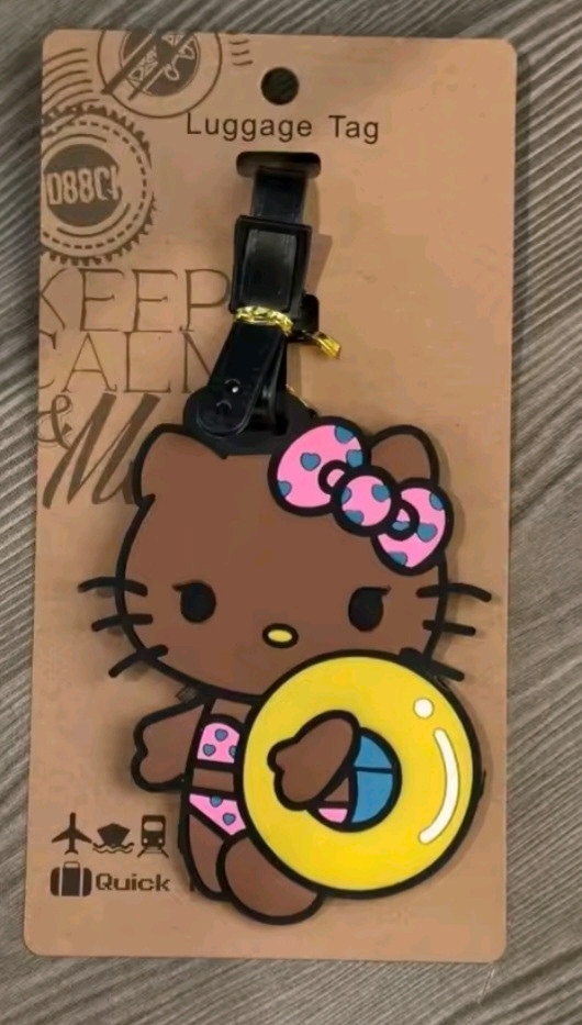 산리오 캐리어 네임택 러기지택 수하물택 태닝키티 한교동 새상품--8