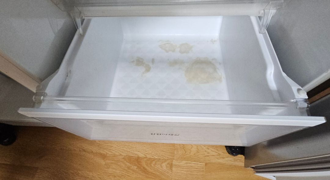 LG 디오스 4도어 냉장고 875L--5