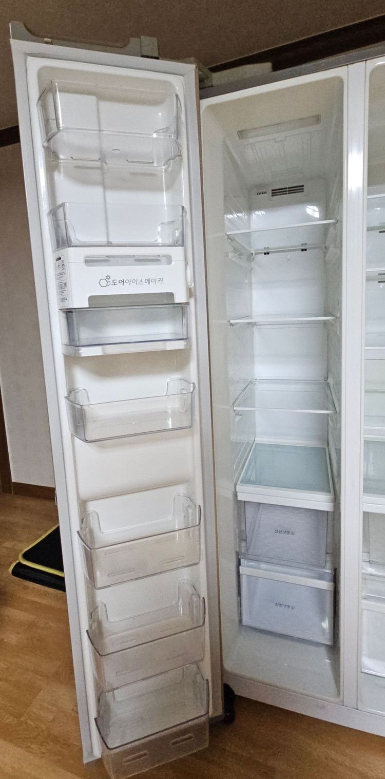 LG 디오스 4도어 냉장고 875L--2