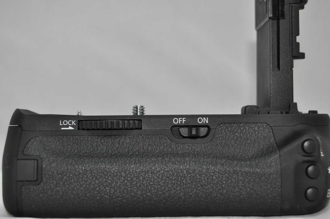 세로그립BG-E20.E21 E11.E13.E14 E16.E6.E18 니콘MB-D18.D.14.D10소니VG-C3E--3